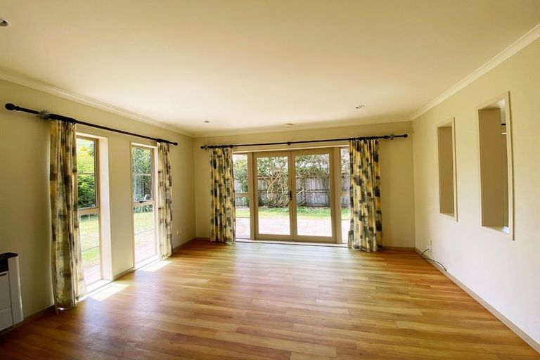 Photo of property in 4 Shiraz Place, Rototuna, Hamilton, 3210