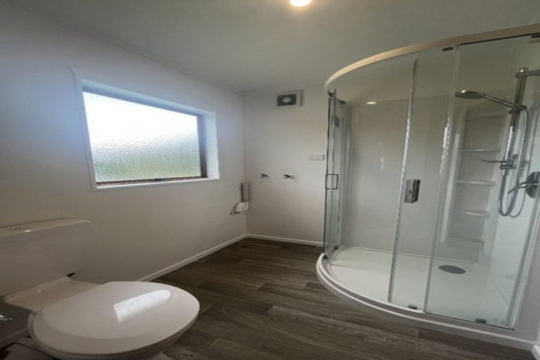 Photo of property in 2 Mervyn Place, Plimmerton, Porirua, 5026