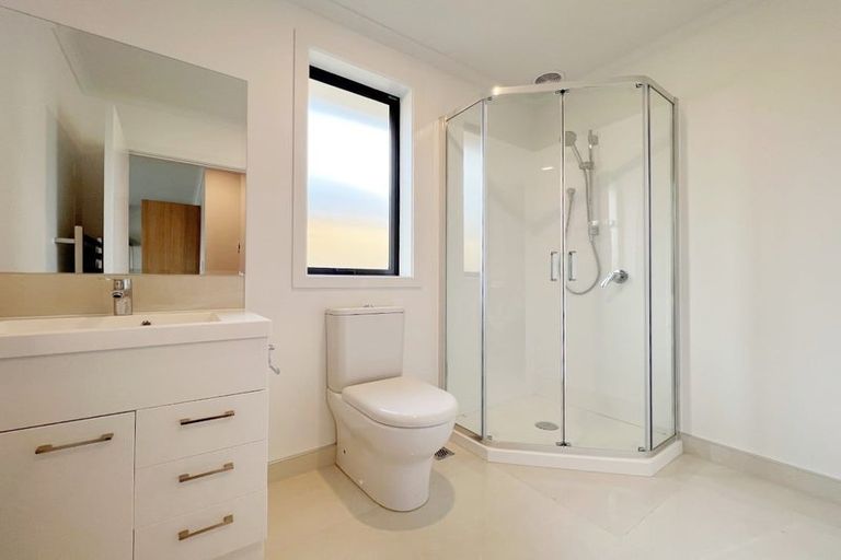 Photo of property in 2u2 Masefield Drive, Enderley, Hamilton, 3214