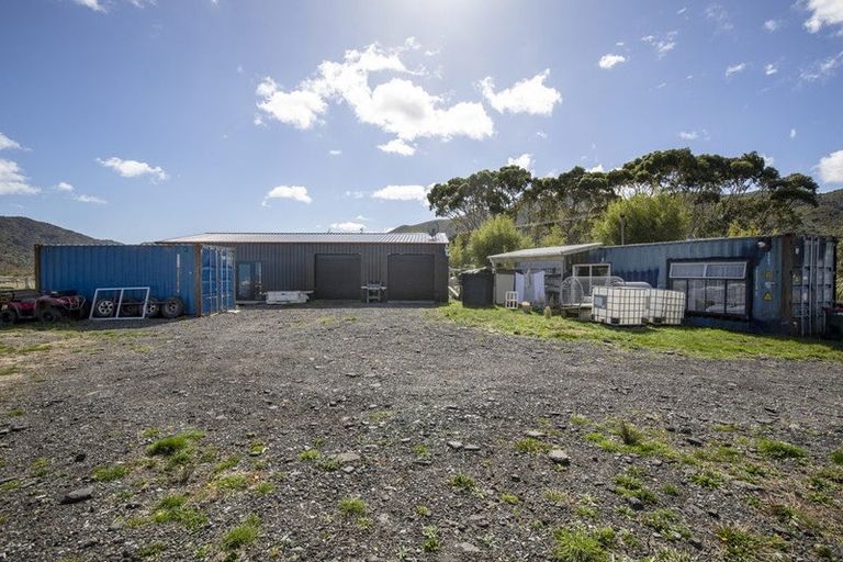 Photo of property in Turvey Farm, 904b Coast Road, Wainuiomata Coast, Wainuiomata, 5373