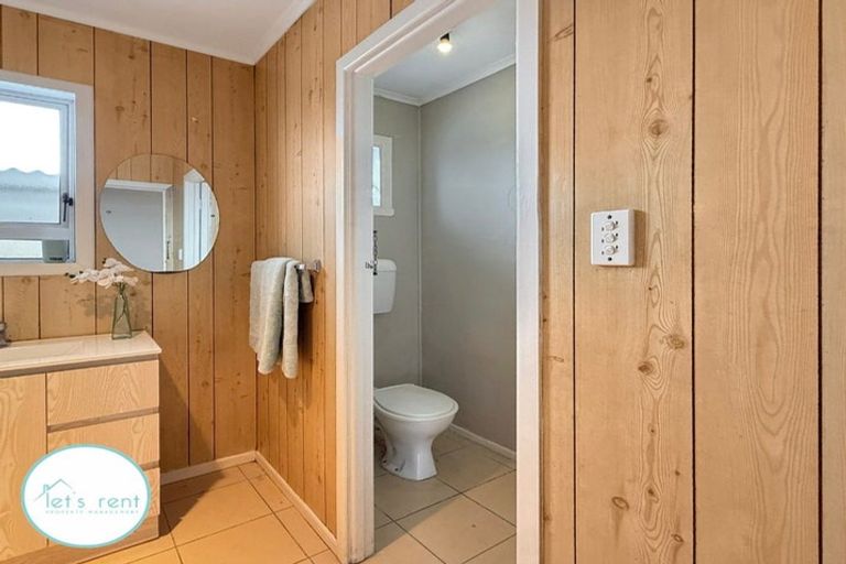 Photo of property in 27 Hyde Street, Manurewa East, Auckland, 2102