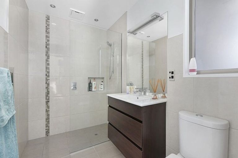 Photo of property in 44 Lamorna Road, Parklands, Christchurch, 8083