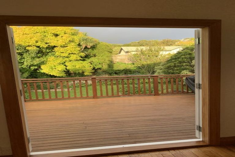 Photo of property in 9 Burrows Avenue, Karori, Wellington, 6012