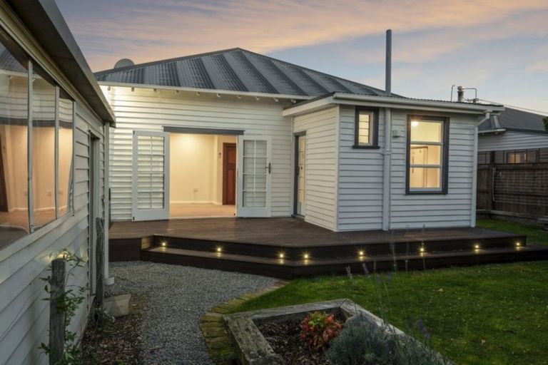Photo of property in 55 Coronation Street, Spreydon, Christchurch, 8024