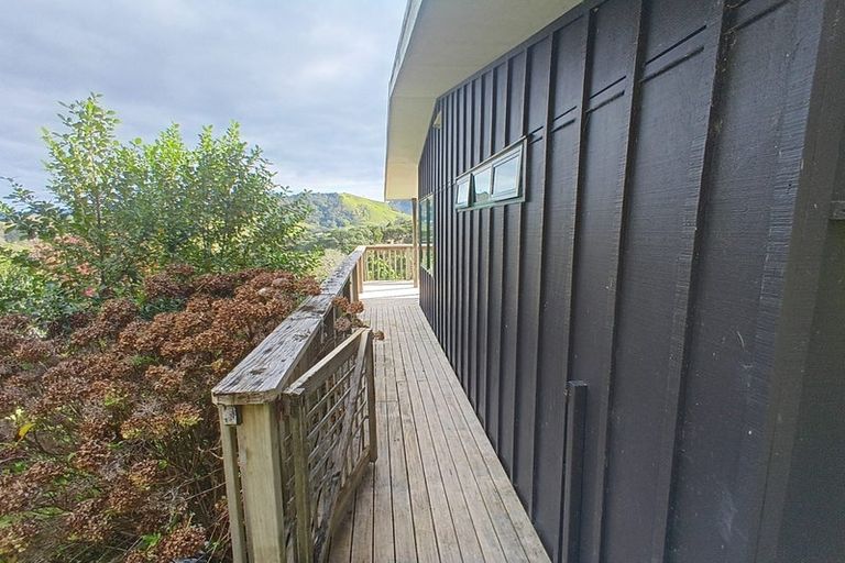 Photo of property in 6 Pohutukawa Grove, Whitianga, 3510
