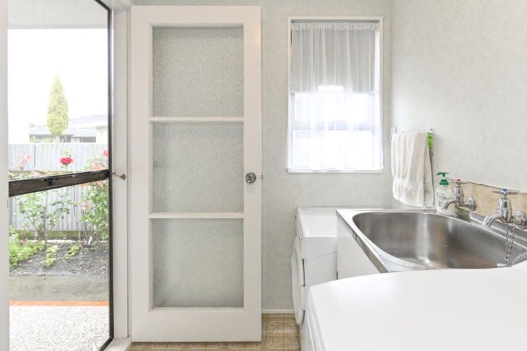 Photo of property in 3/200 Karaitiana Street, Frimley, Hastings, 4120