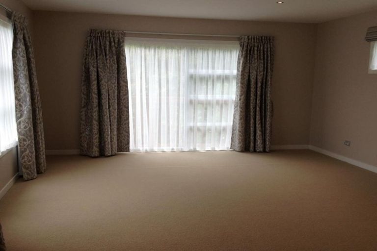 Photo of property in 34 Helvetia Drive, Browns Bay, Auckland, 0630