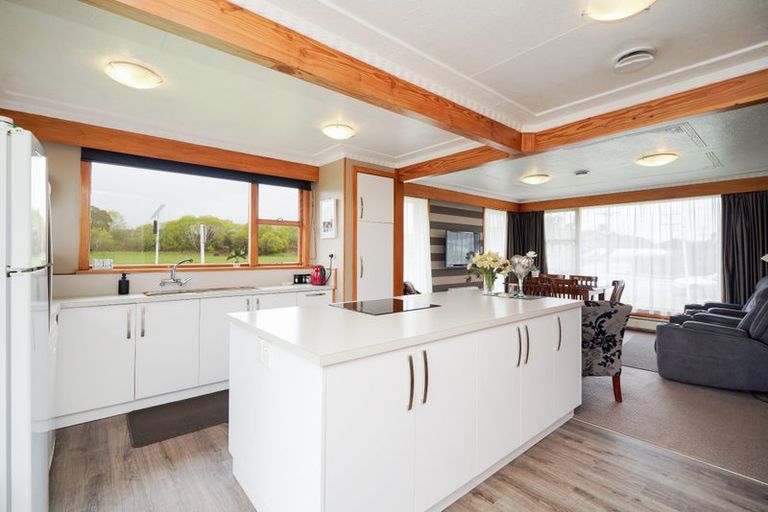 Photo of property in 81 Orawia Road, Tuatapere, 9620