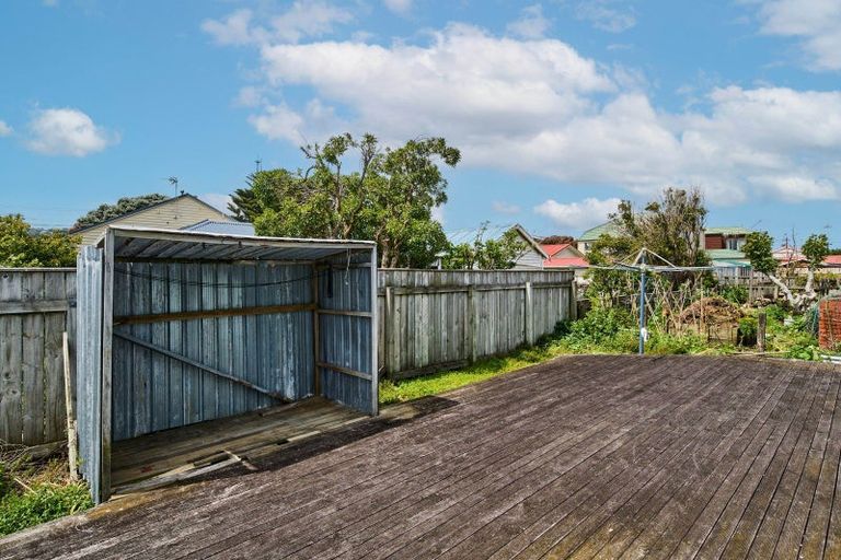 Photo of property in 20 Kauri Street, Miramar, Wellington, 6022