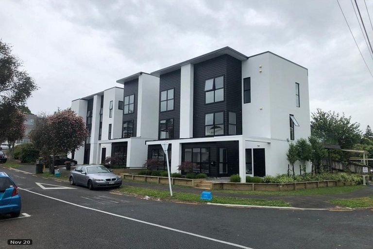 Photo of property in 1 Aurora Terrace, Hillcrest, Hamilton, 3216