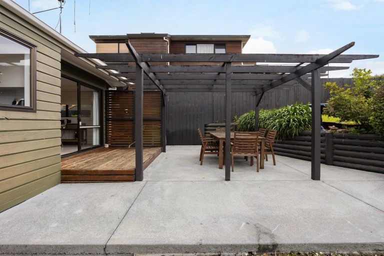 Photo of property in 43 Lachlan Drive, Dinsdale, Hamilton, 3204