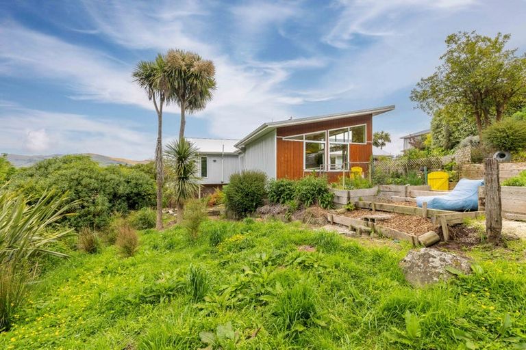 Photo of property in 46 Cornwall Road, Lyttelton, 8082