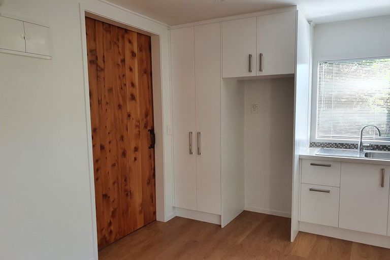 Photo of property in 17 Hayley Lane, East Tamaki Heights, Auckland, 2016