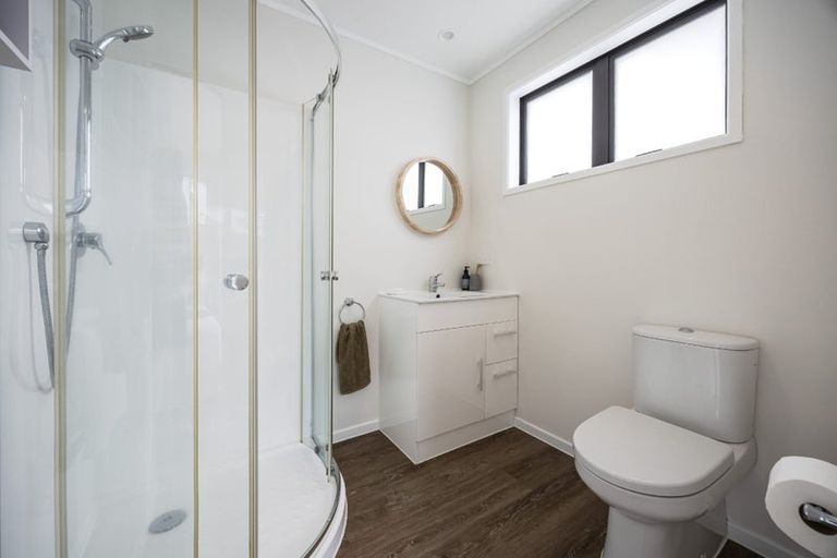 Photo of property in 35 Rock Isle Road, Torbay, Auckland, 0630