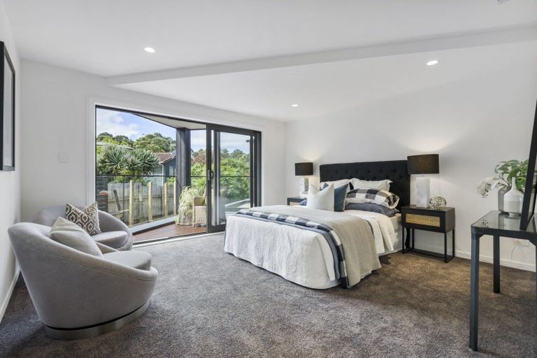 Photo of property in 61a Churchill Road, Murrays Bay, Auckland, 0630