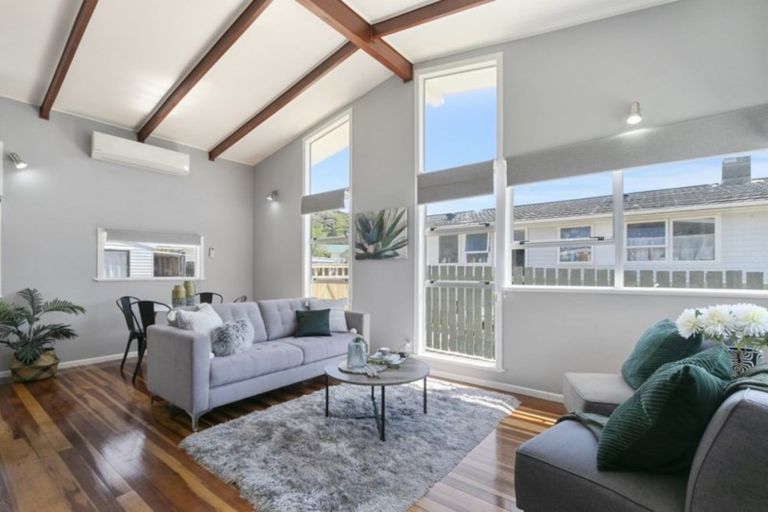 Photo of property in 27 Hamstead Street, Wainuiomata, Lower Hutt, 5014