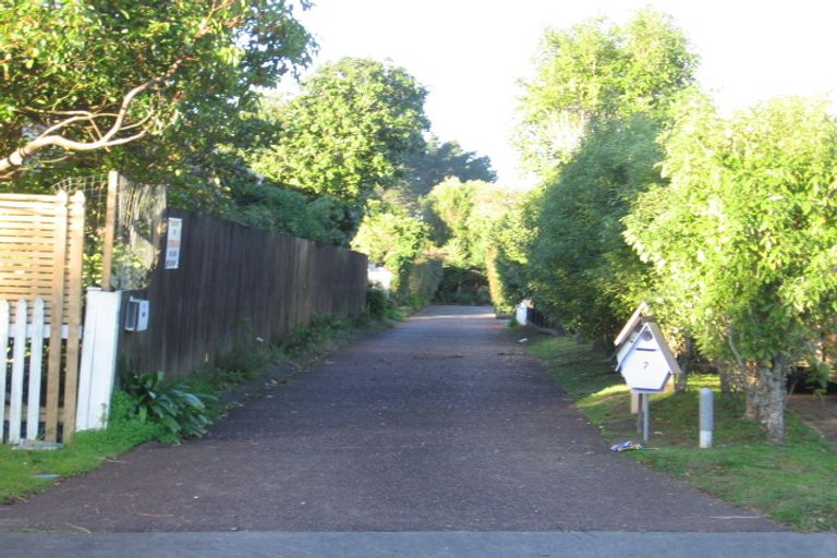 Photo of property in 7 Redlands Grove, Swanson, Auckland, 0612