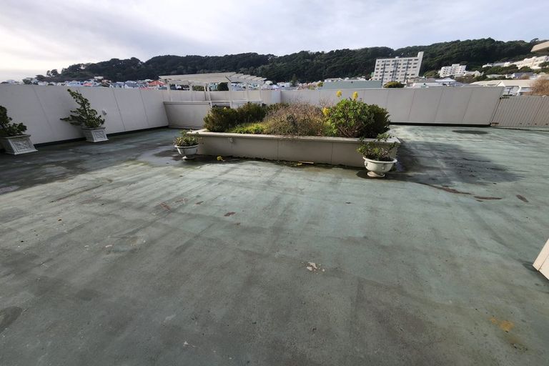 Photo of property in Grandstand Apartments, 37/80u Kent Terrace, Mount Victoria, Wellington, 6011