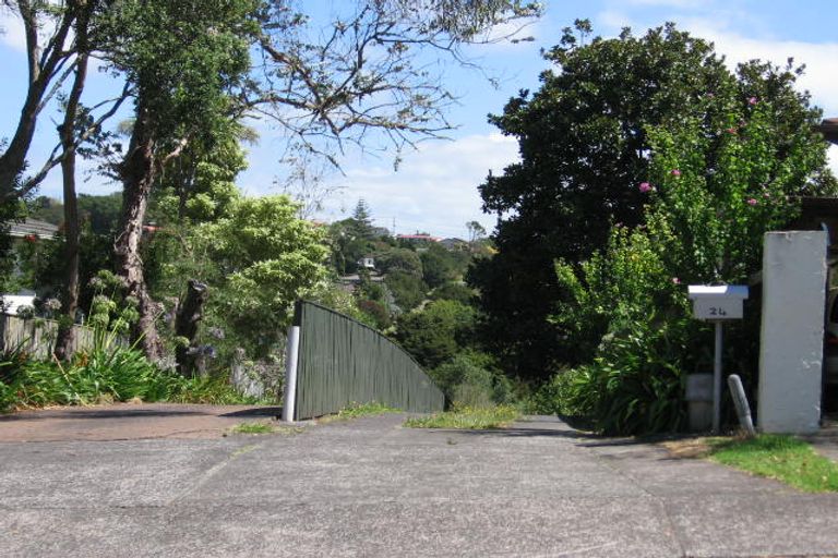 Photo of property in 24 Hobby Avenue, Birkdale, Auckland, 0626