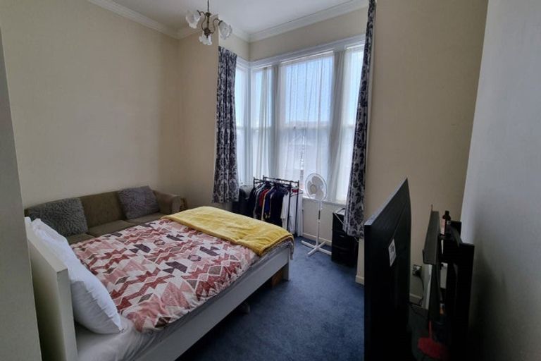 Photo of property in 14-18 Thompson Street, Mount Cook, Wellington, 6011