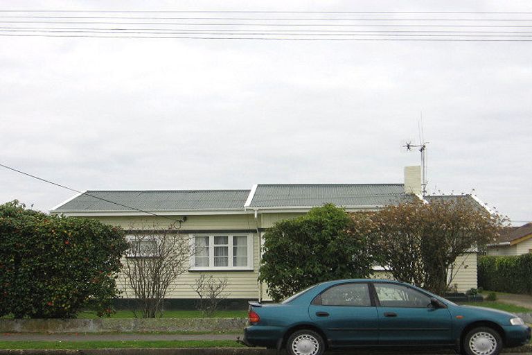Photo of property in 24 Hannan Street, Levin, 5510