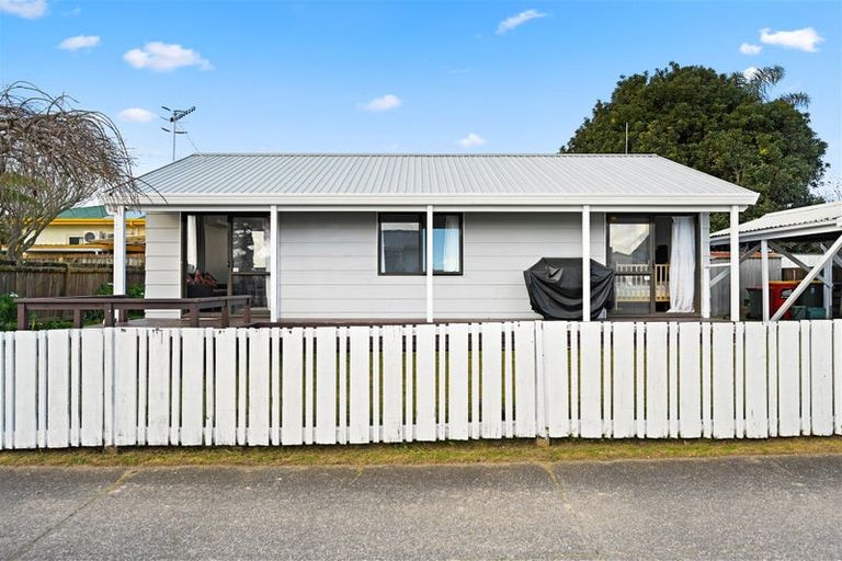 Photo of property in 10b Claude Street, Fairfield, Hamilton, 3214
