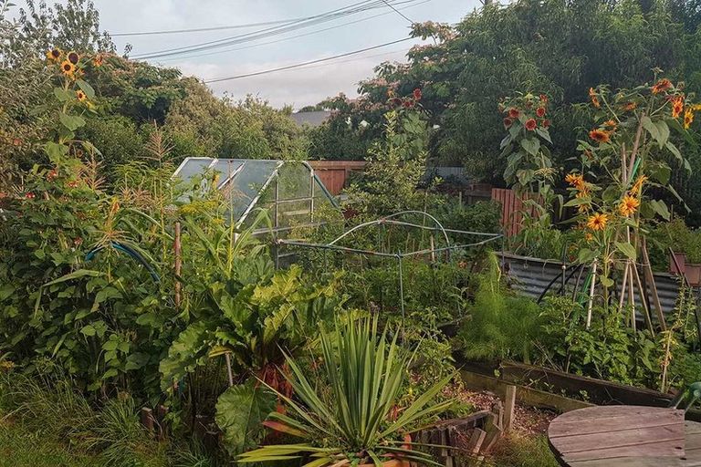 Photo of property in 34 Chichester Street, Woolston, Christchurch, 8023