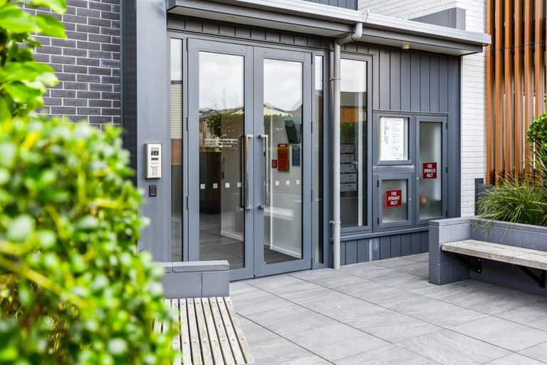 Photo of property in 5/2g Onekiritea Road, Hobsonville, Auckland, 0616