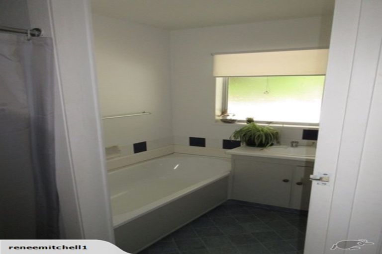 Photo of property in 26 Voelas Road, Lyttelton, 8082