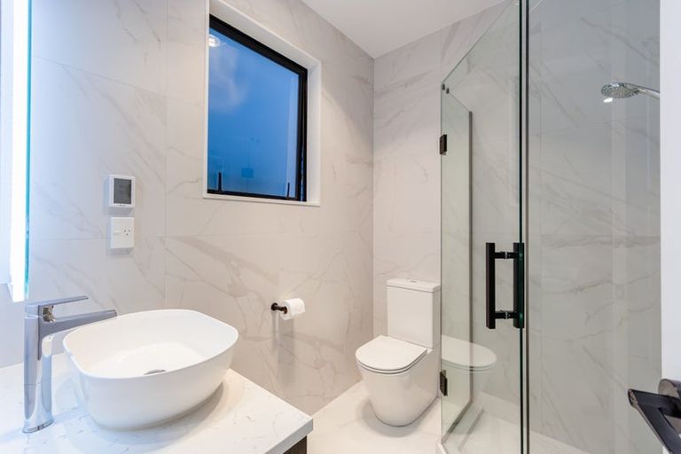 Photo of property in 11 Bight Road, Long Bay, Auckland, 0630