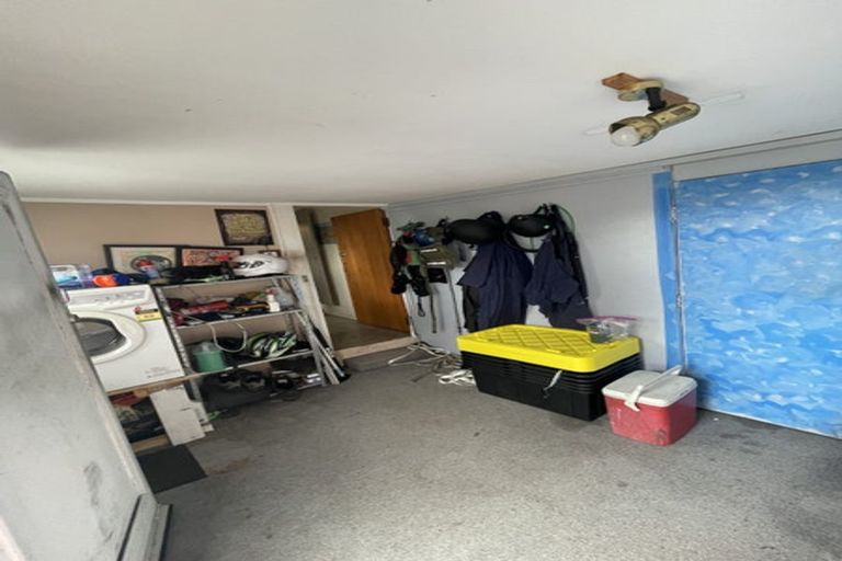 Photo of property in 1/2 Hunua Road, Papakura, 2110