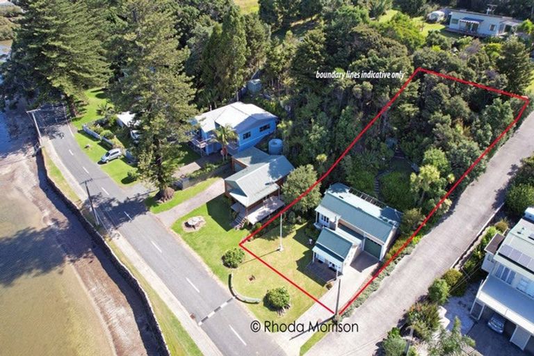 Photo of property in 32 Komiti Road, Tinopai, 0593