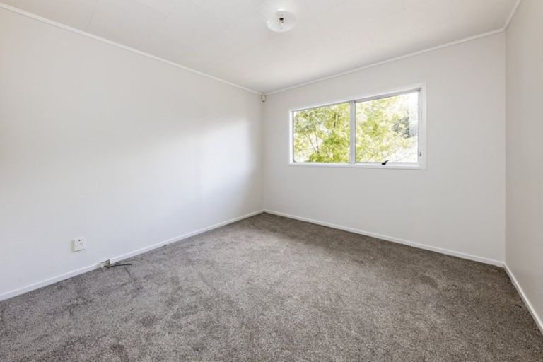 Photo of property in 3 Bundena Place, Clendon Park, Auckland, 2103
