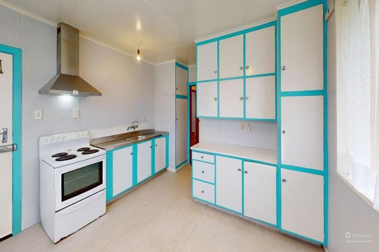 Photo of property in 63 Titoki Street, Castlecliff, Whanganui, 4501