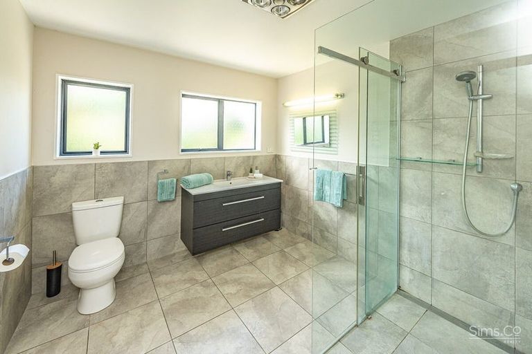 Photo of property in 29 Longbeach Drive, Castlecliff, Whanganui, 4501