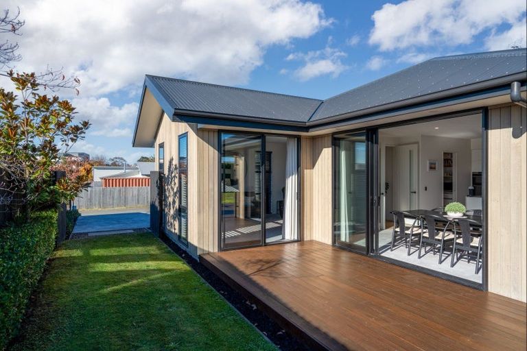 Photo of property in 11 Minorca Lane, Burwood, Christchurch, 8083
