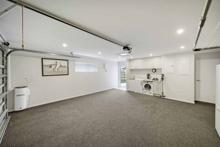 Photo of property in 33 Hinau Road, Karaka, Papakura, 2113