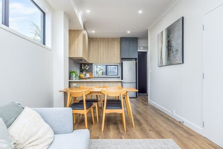 Photo of property in 42b Westgate Drive, Westgate, Auckland, 0614
