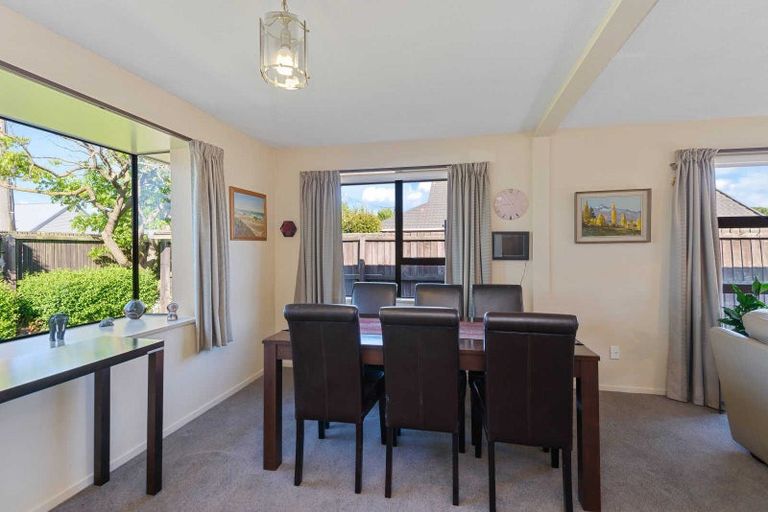 Photo of property in 66 Merrin Street, Avonhead, Christchurch, 8042