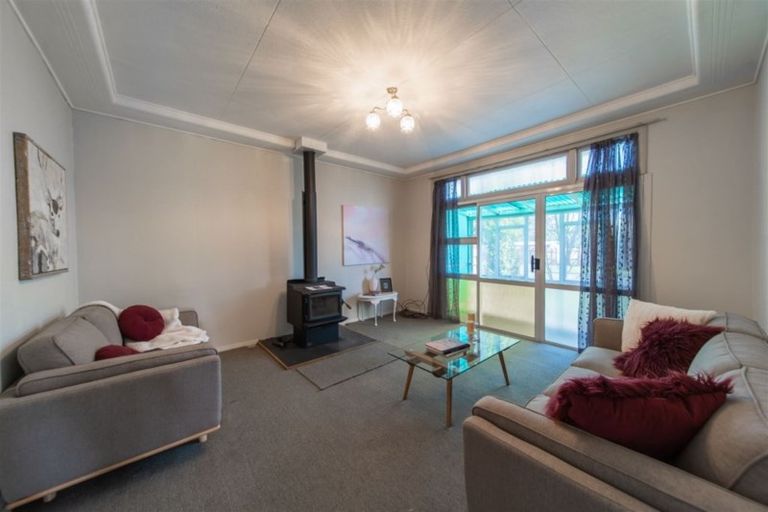 Photo of property in 33 Shakespeare Street, Milton, 9220