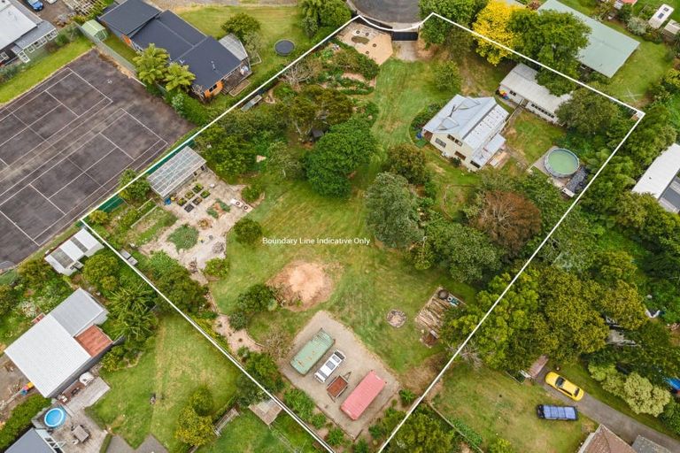 Photo of property in 15 Fox Street, Okato, 4335