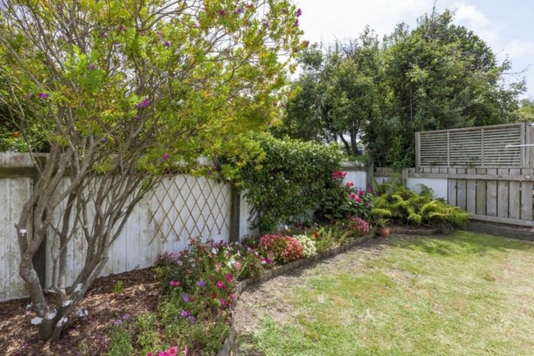 Photo of property in 83b Golf Road, Paraparaumu Beach, Paraparaumu, 5032