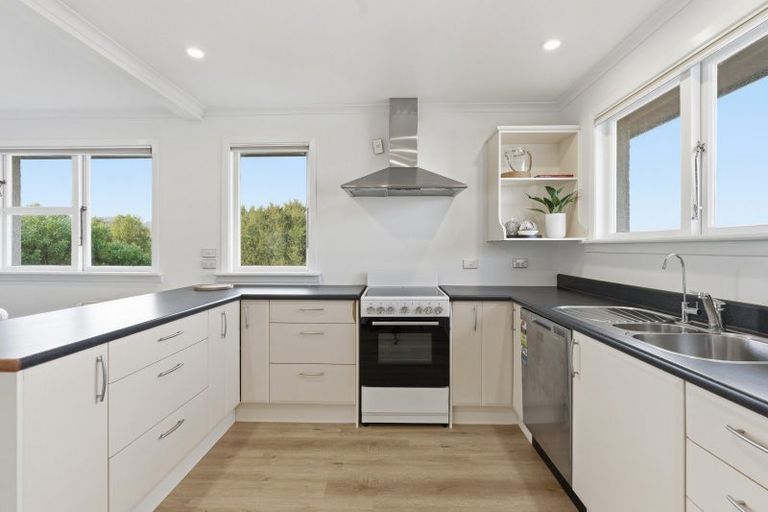 Photo of property in 29 Glendevon Place, Vauxhall, Dunedin, 9013