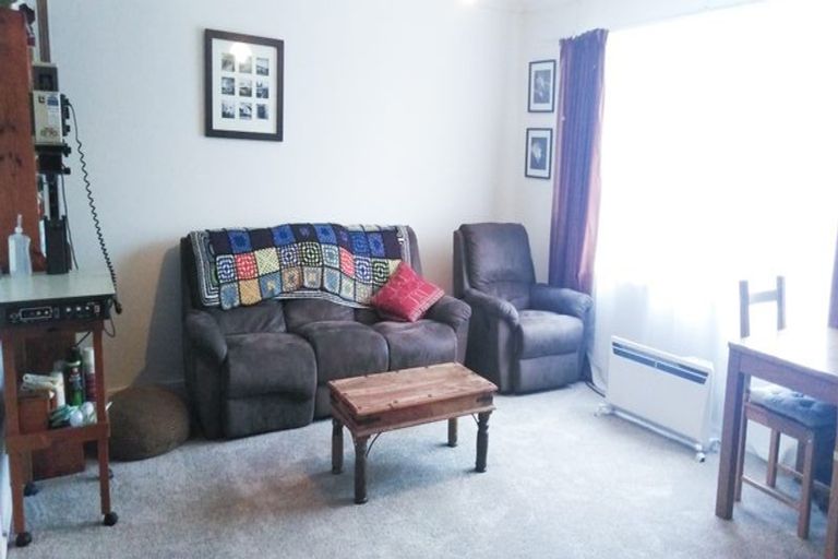 Photo of property in 82 Collier Avenue, Karori, Wellington, 6012