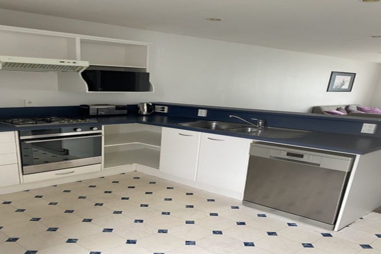 Photo of property in Colombo St Apartments, 21/10 Colombo Street, Newtown, Wellington, 6021