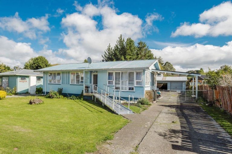 Photo of property in 5 Empire Street, Dannevirke, 4930