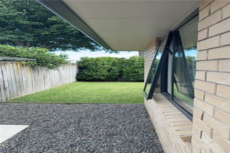 Photo of property in 32 Nielsen Gardens, Rototuna, Hamilton, 3210