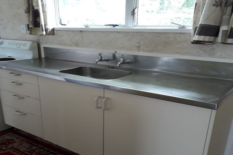 Photo of property in 14a Hermes Place, Sunnybrook, Rotorua, 3015