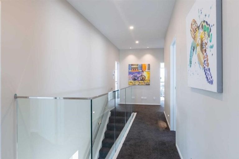 Photo of property in 18 Myland Drive, Hobsonville, Auckland, 0616