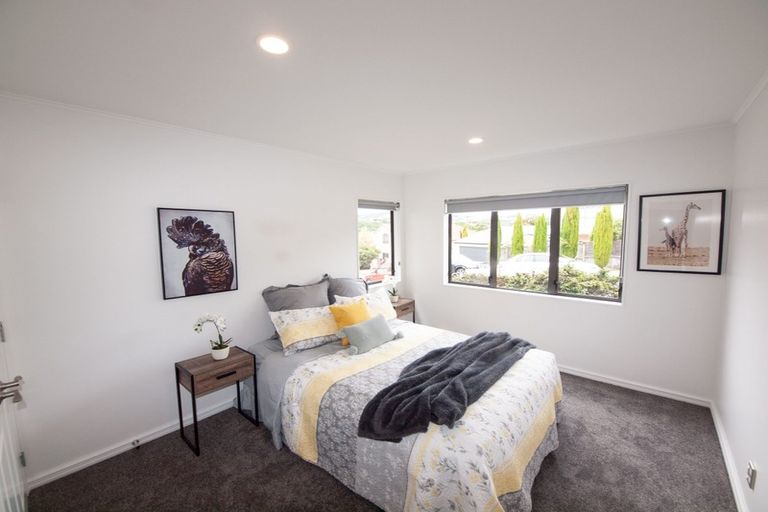 Photo of property in 6b Claverton Grove, Churton Park, Wellington, 6037